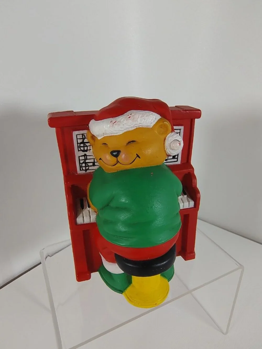 Vintage Christmas 1992 Avon “Play It Again Mr. Keys” Piano Bear Plug-In- Works!